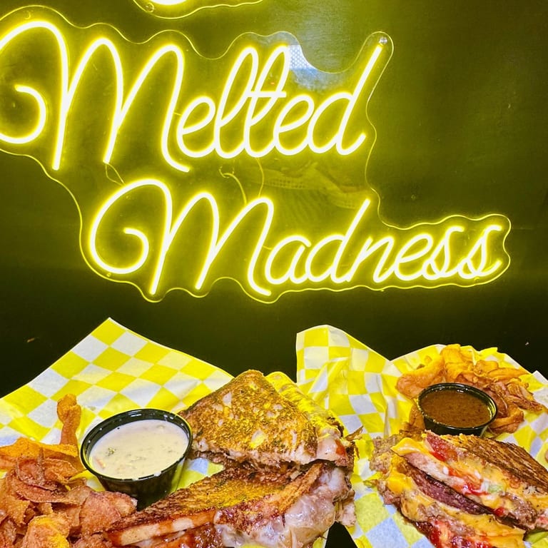 Happy Hour & Quick Bites