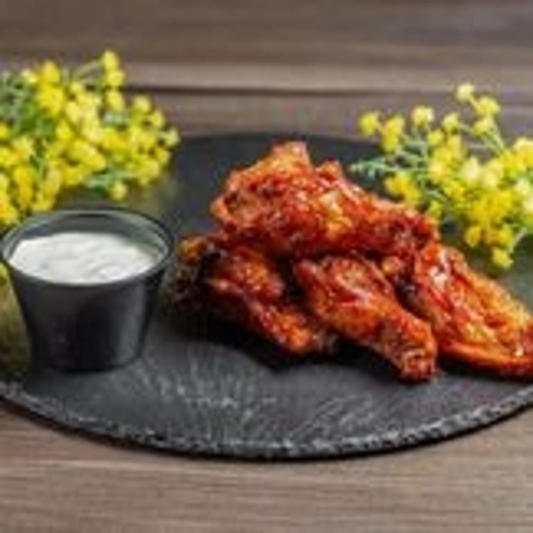 Wing It: American Classics and Sandwich Staples